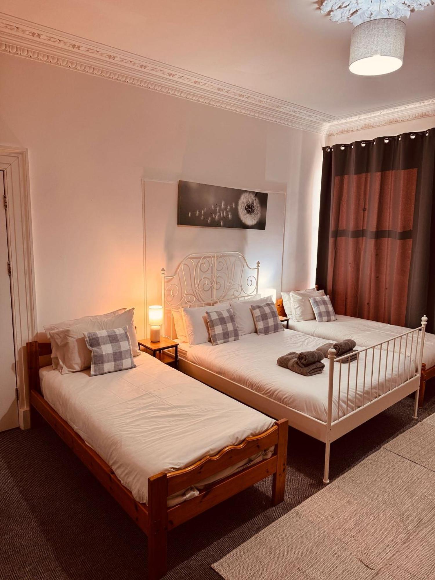 Edinburgh Travel Guest House Ngoại thất bức ảnh
