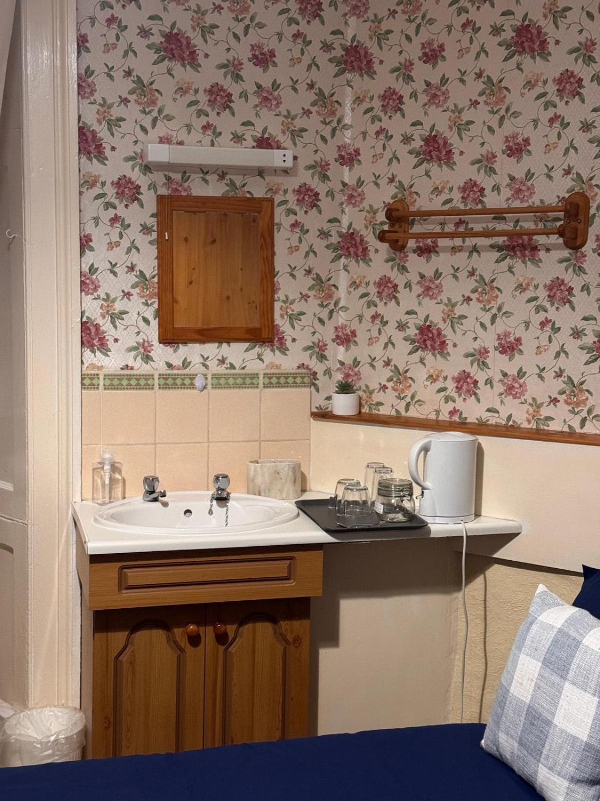 Edinburgh Travel Guest House Ngoại thất bức ảnh